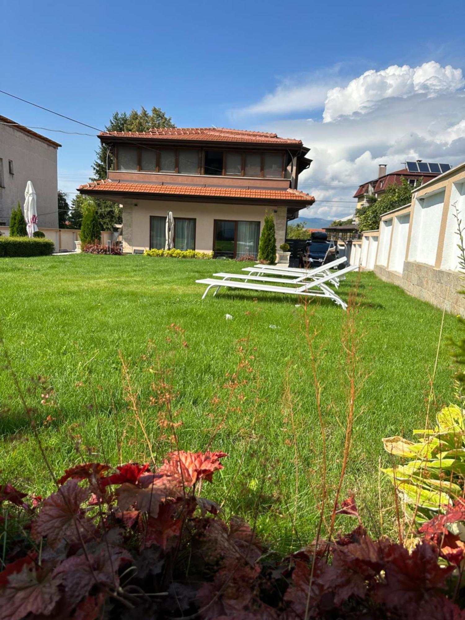 Stella Guesthouse Sapareva Banya ภายนอก รูปภาพ